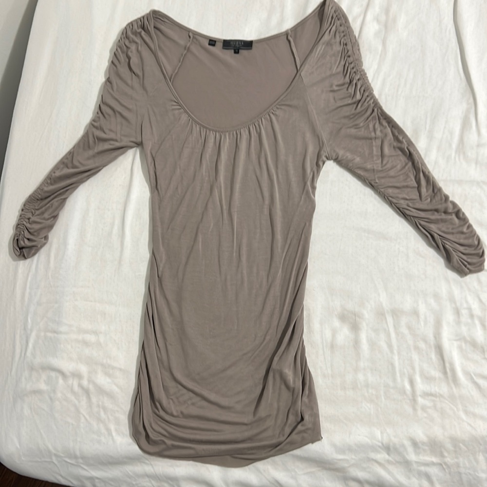 Size small, taupe guess long sleeve shirt